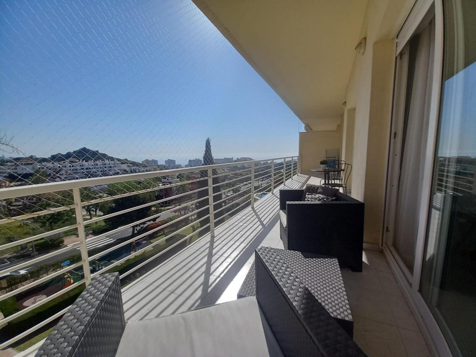 Amplio, Luminoso Y Moderno Apartamento Con Amplia Terraza Y Hermosas Vistas En Exclusiva Urbanizacion Benalmádena Exteriér fotografie